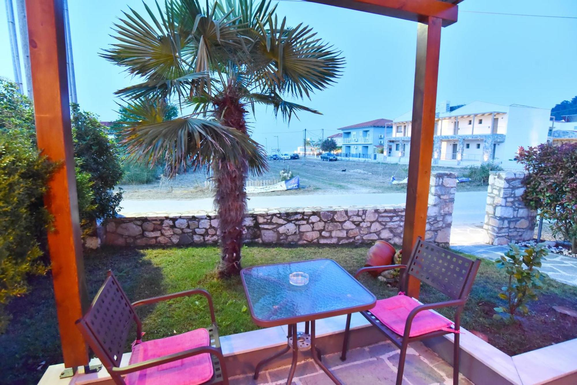 Thalassa Apartments Скала-Потамиас Экстерьер фото