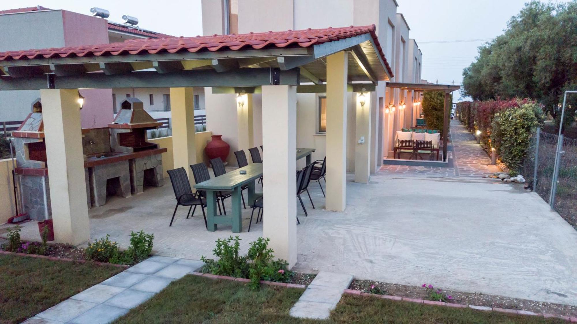 Thalassa Apartments Скала-Потамиас Экстерьер фото